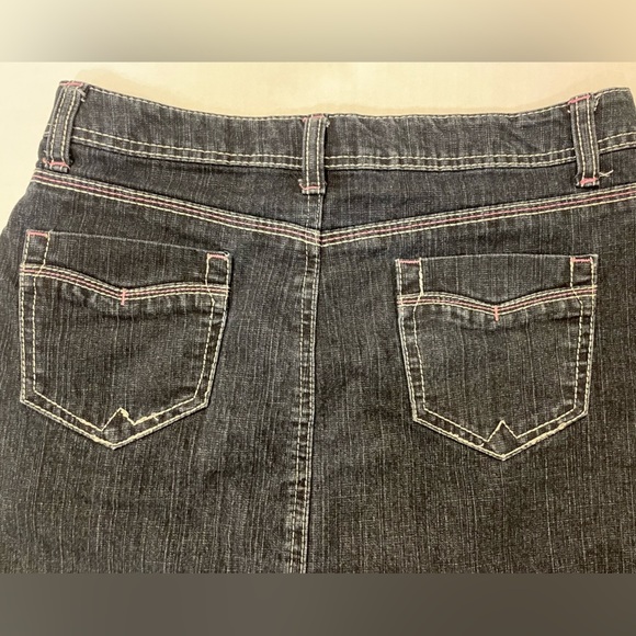 Denim Skort With Pink Stitching Girls Size 16 - Picture 4 of 7